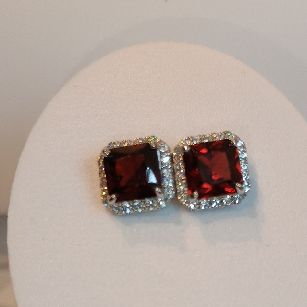Glamorous Garnet Square Stud Earrings - Picture 3 of 5